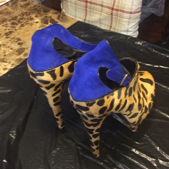 Platform heels - Picture 2 of 3